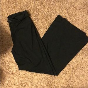 Under Armour flare yoga pants